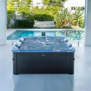 MSpa Oslo Hydrojet Sapphire - 1.6m x 1.6m x 65cm - 6 Person Portable Frame Spa