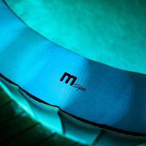 MSpa Starry Airjet LED - 2.04m x 70cm - 6 Person Inflatable Spa